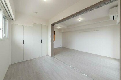 物件内観写真10　(クローゼット完備。)