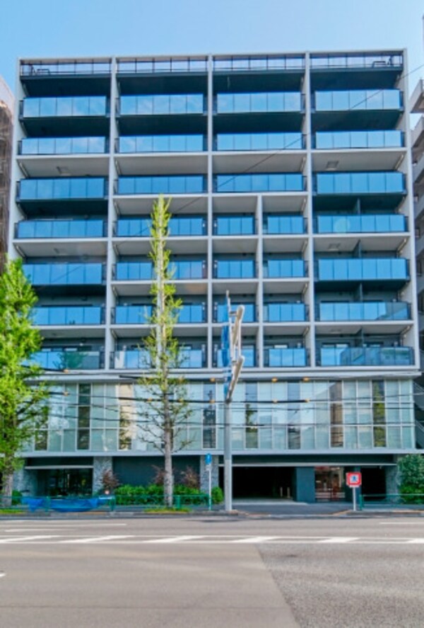 外観(鉄筋コンクリート造のがっちりとした建物。)