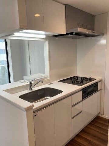 物件内観写真3　(システムキッチン。)