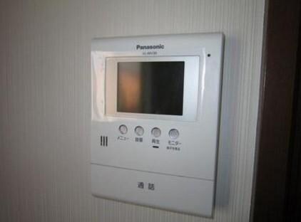 物件内観写真8　(モニター付インターホン。)