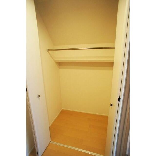 物件内観写真9　(クローゼット完備。)