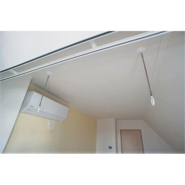 物件内観写真11　(室内物干し)