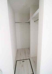 物件内観写真10　(ウォークインクローゼット。)