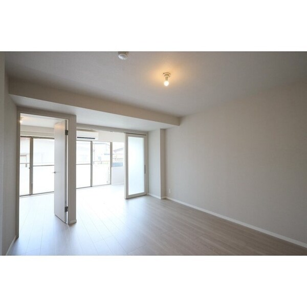 居室(11.8帖のきれいなLDK。)