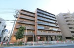 鉄筋コンクリート造のがっちりとした建物。