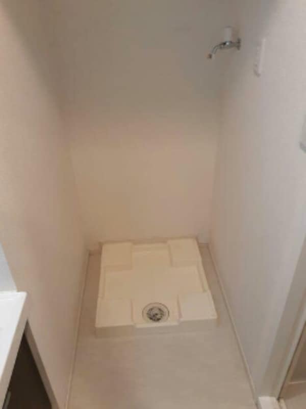 建物設備(室内洗濯機置き場)