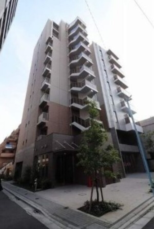 外観(鉄筋コンクリート造のがっちりとした建物。)