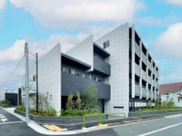 外観(鉄筋コンクリート造のがっちりとした建物。)