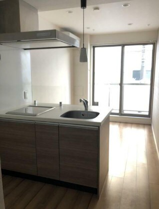 物件内観写真2　(6.4帖のきれいな洋室。)