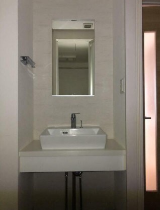 物件内観写真6　(嬉しい独立洗面台付き。)