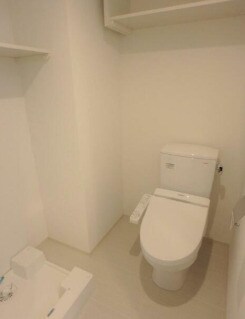 物件内観写真6　(温水洗浄便座。)