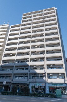 物件外観写真1　(落ち着いた雰囲気。)