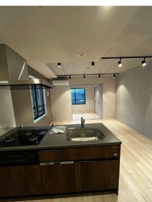 物件内観写真3　(システムキッチン。)