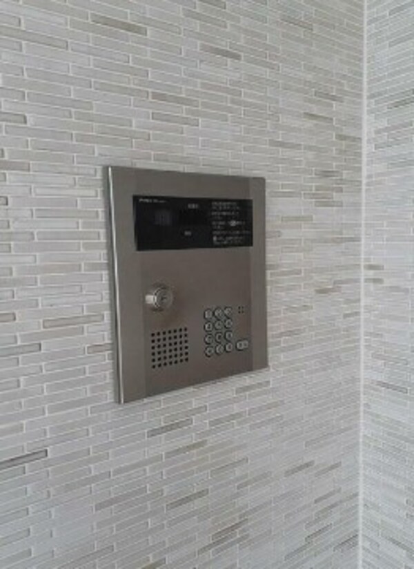 セキュリティ(モニター付きオートロックで防犯面も安心です！)