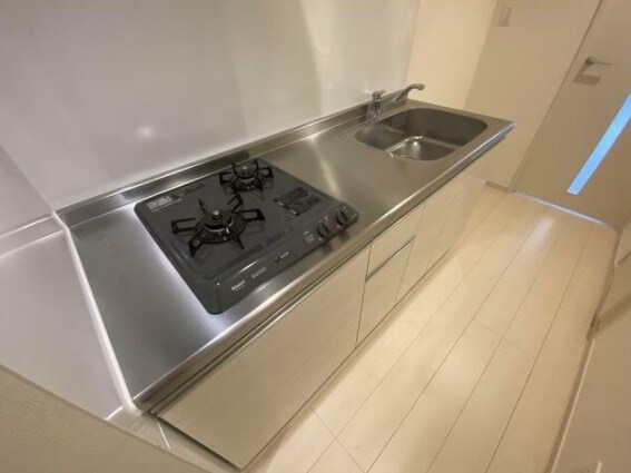 物件内観写真3　(システムキッチン。)