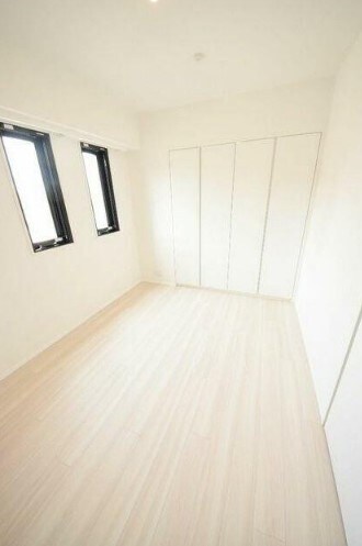 物件内観写真10　(きれいなフローリング。)