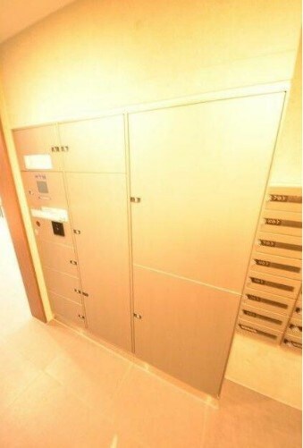 物件内観写真15　(宅配ボックス・メールボックス完備。)