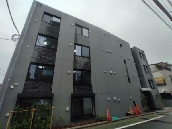 外観(鉄筋コンクリート造のがっちりとした建物。)