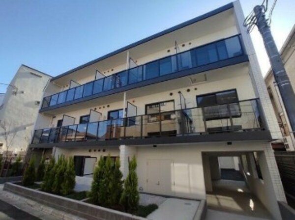 外観(鉄筋コンクリート造のがっちりとした建物。)