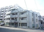 鉄筋コンクリート造のがっちりとした建物。