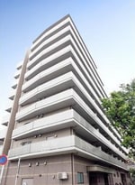 鉄骨鉄筋コンクリート造のガッチリとした建物。