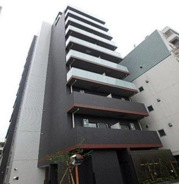 外観(鉄筋コンクリート造のがっちりとした建物。)