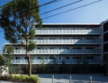 物件外観写真1　(落ち着いた雰囲気。)