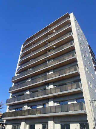 物件外観写真1　(落ち着いた雰囲気。)