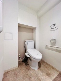 物件内観写真6　(温水洗浄便座。)