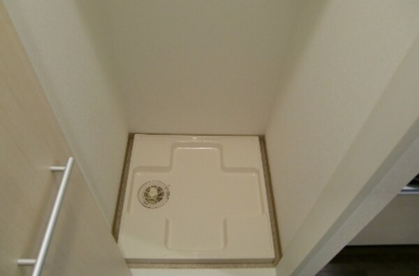建物設備(室内洗濯機置き場。)