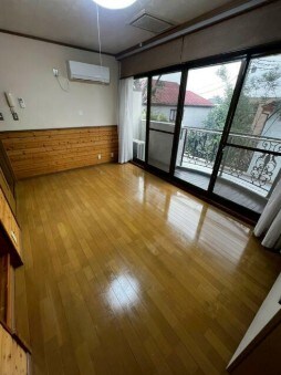 物件内観写真3　(7.0帖のきれいなDK。)