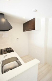 物件内観写真3　(システムキッチン。)