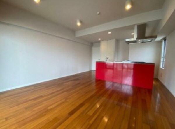 居室(14.7帖のきれいなLDK。)