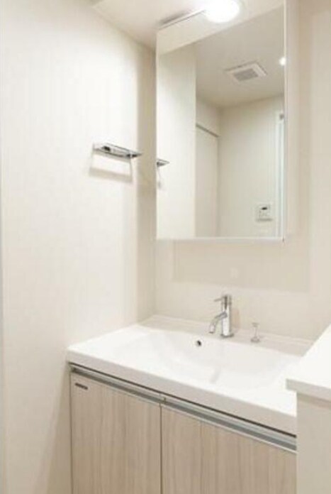 物件内観写真6　(うれしい独立洗面台。)