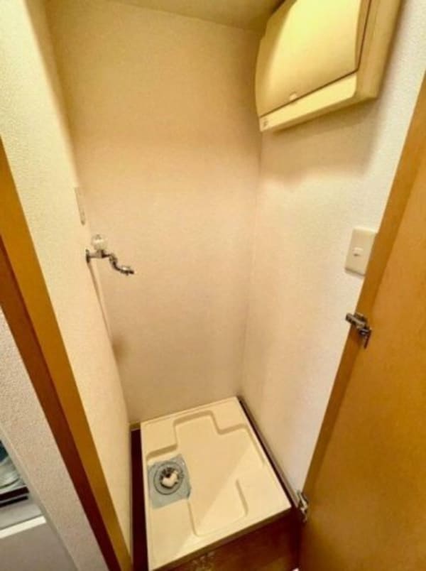 建物設備(室内洗濯機置き場。)