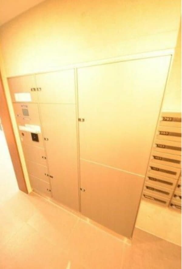 建物設備(宅配ボックス・メールボックス完備。)