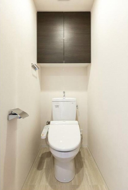 物件内観写真6　(温水洗浄便座。)