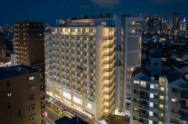 外観(鉄筋コンクリート造のがっちりとした建物。)