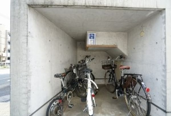 建物設備(駐輪場。)