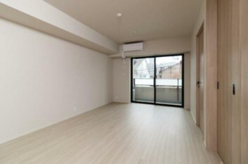 物件内観写真2　(14.5帖のきれいなLDK。)