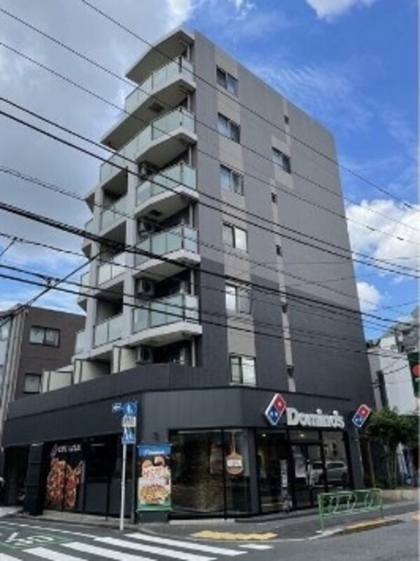 外観(鉄筋コンクリート造のがっちりとした建物。)