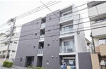 鉄筋コンクリート造のがっちりとした建物。