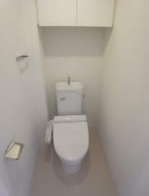 トイレ(温水洗浄便座。)