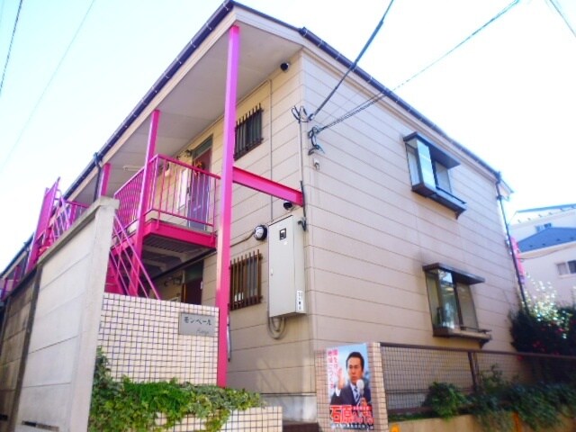 物件外観写真1　(綺麗な外観。)