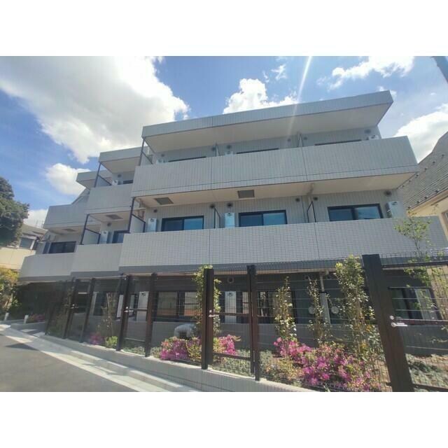 物件外観写真1　(落ち着いた雰囲気。)