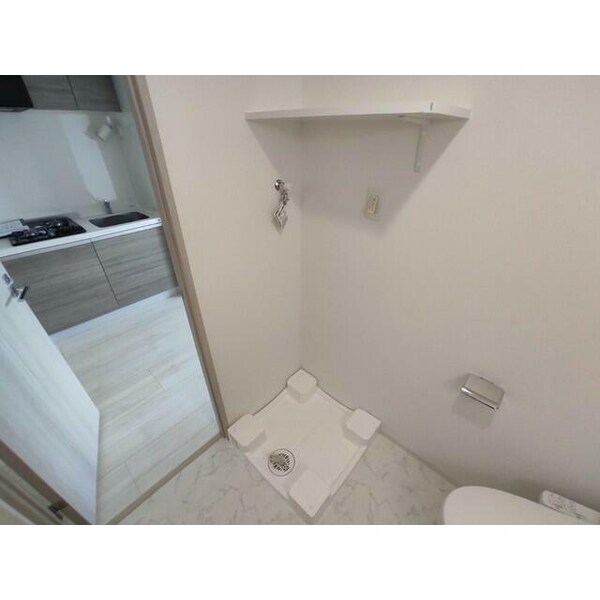 建物設備(室内洗濯機置き場。)