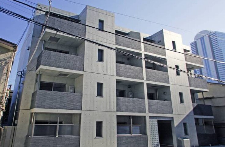 物件外観写真1　(落ち着いた雰囲気。)