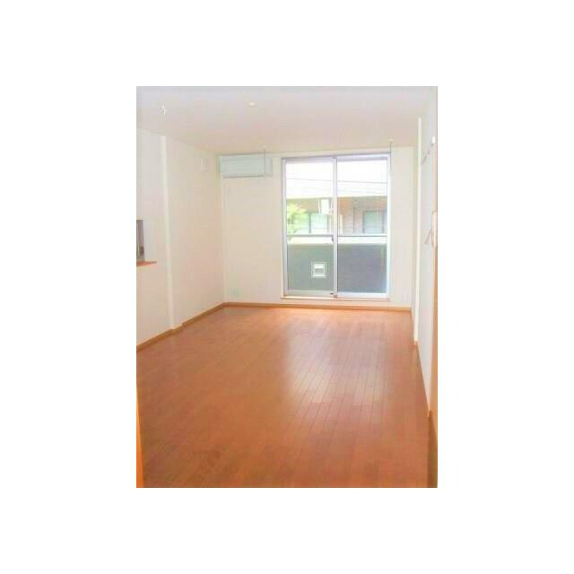 物件内観写真3　(明るい洋室！)