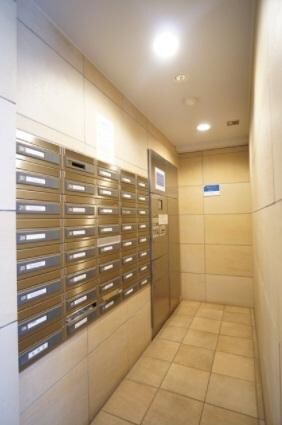 物件内観写真14　(メールボックス・宅配ボックス完備！)