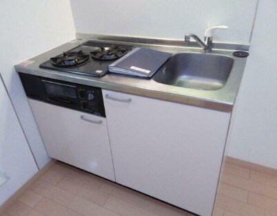 物件内観写真3　(システムキッチン。)